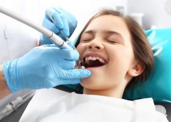 Лечение молочных зубов